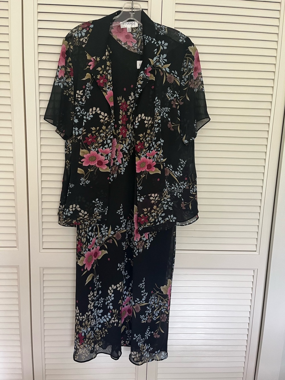 Vintage Studio 1  Two piece floral Maxi dress with open sheer cover top